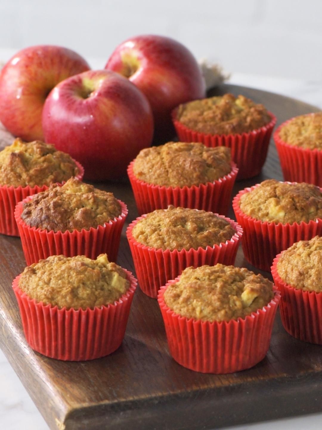 Whole Wheat Apple and Oat Muffins