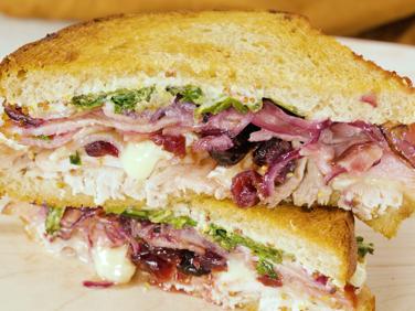 Recipes - Leftover Turkey Sandwich | Breville