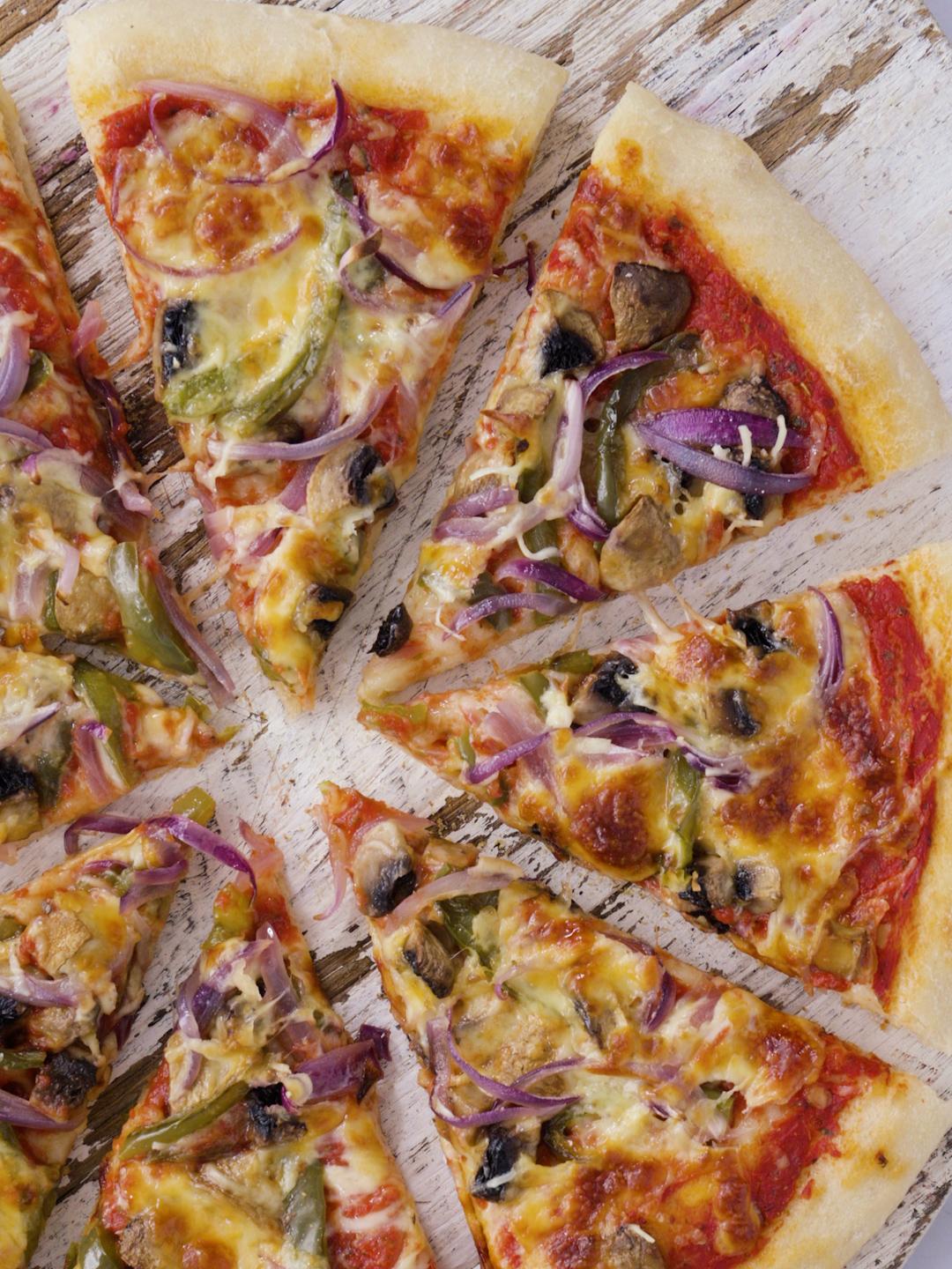 Hand Tossed Veggie Supreme Pizza