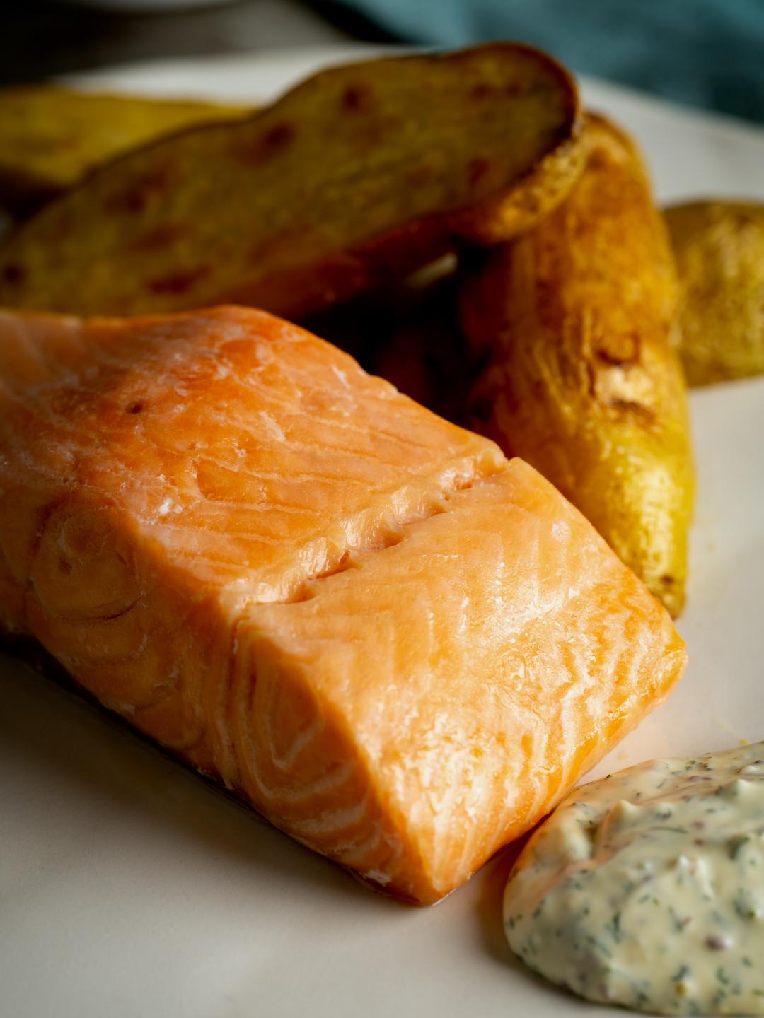 Salmon with Fingerling Potatoes and Horseradish Cream