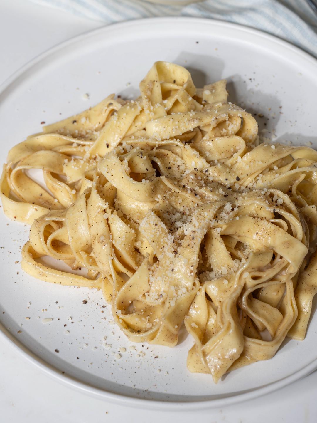 Essential Cacio e Pepe Sauce