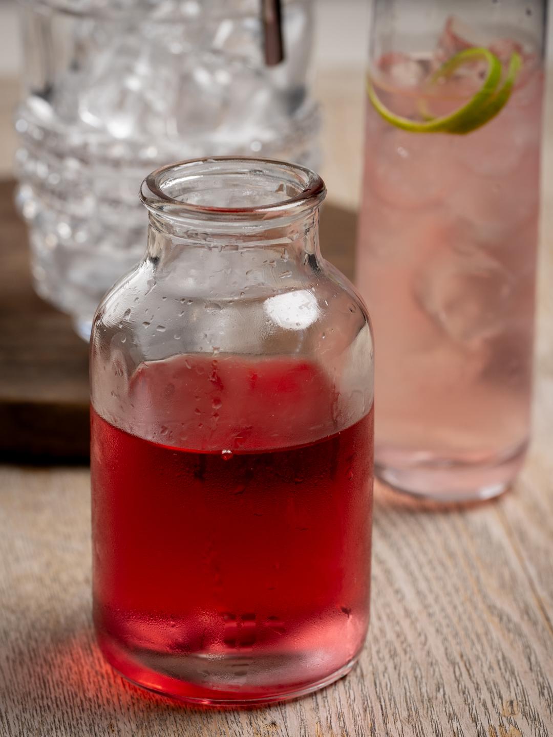 Sous Vide Infused Apple and Rhubarb Gin 