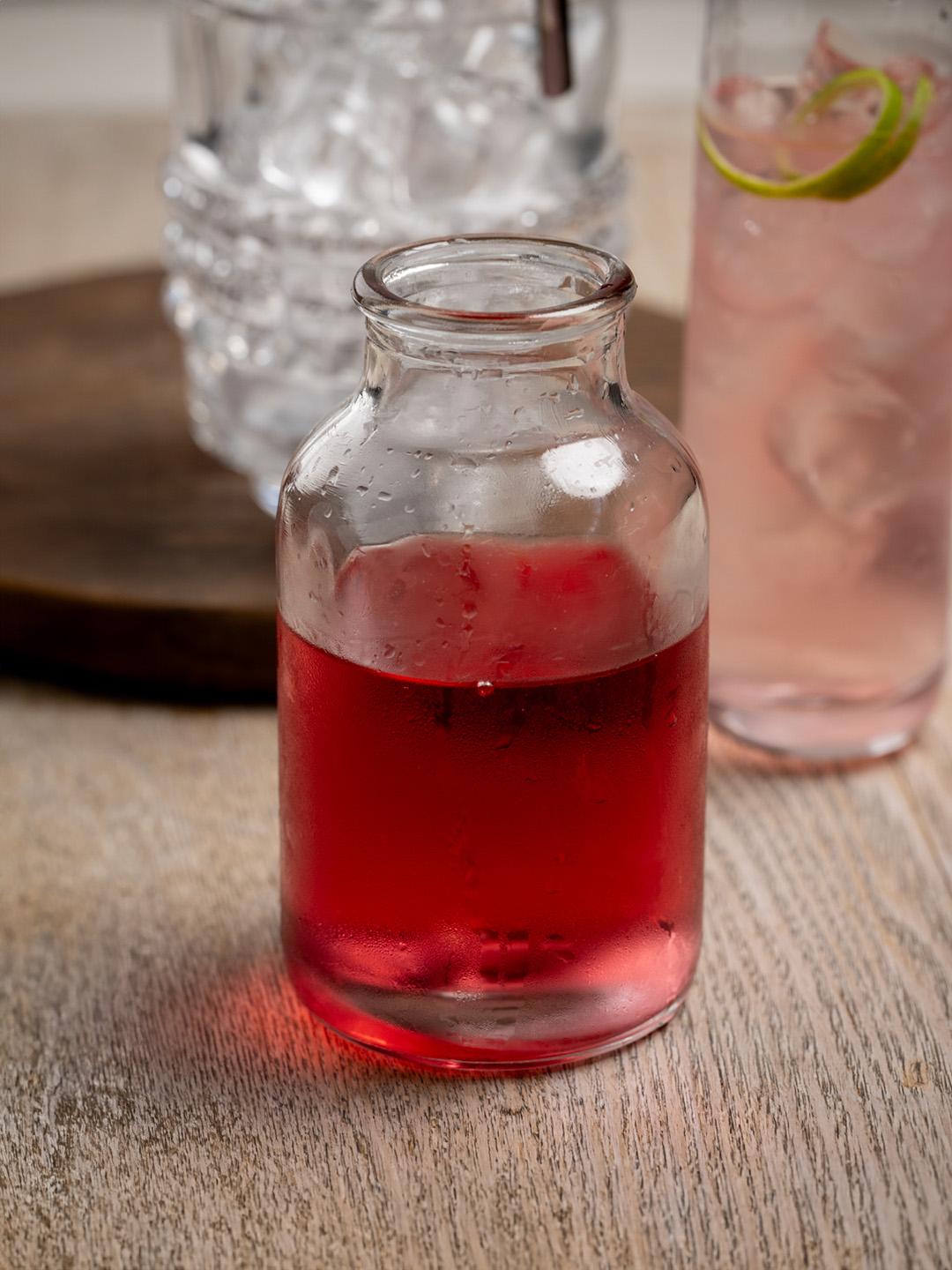 Sous Vide Infused Apple and Rhubarb Gin 