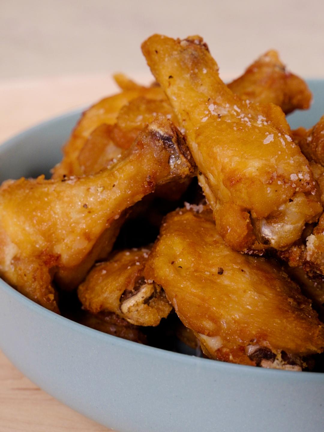 Salt and Pepper Chicken Wings